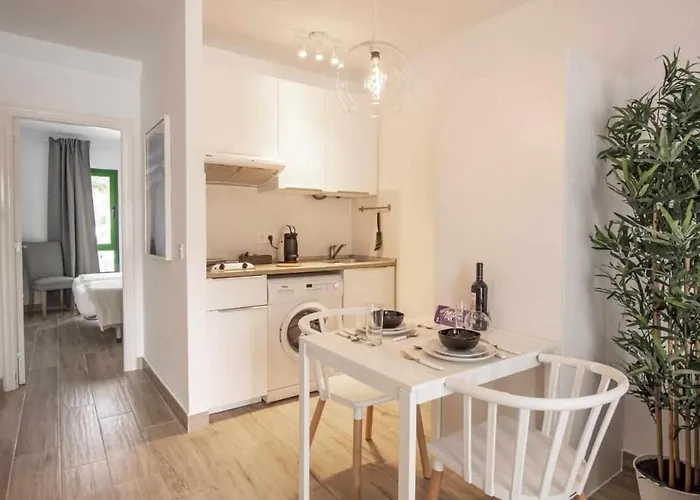 Holyhome Premium 102 Апартаменты Коста-Тегисе